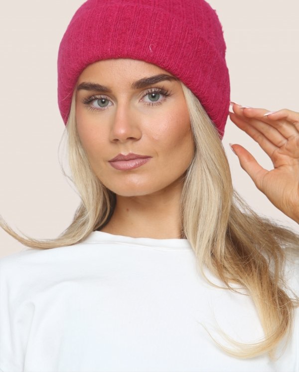 Baby Alpaca Ribbed Beanie - Terminal 1 Clothing