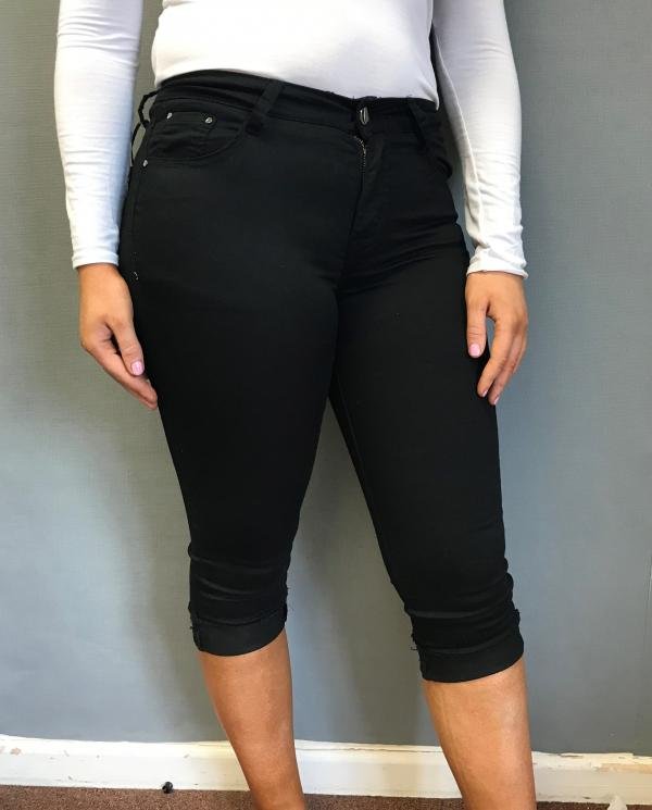 Black 3/4 skinny jeans (Sold In Packs) - Terminal 1 Clothing