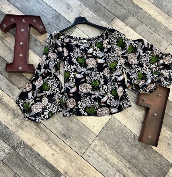 STELLA MORGAN Black Printed Exaggerated Sleeve Top - Terminal 1 Clothing
